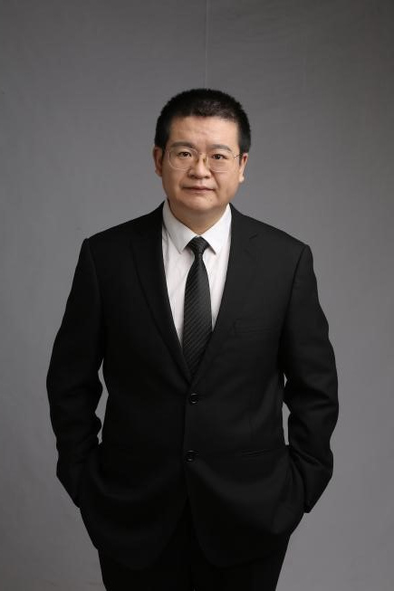 何朔.jpg