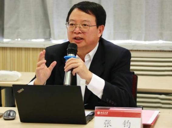张钧.jpg