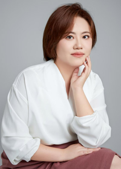 段雅婕.jpg