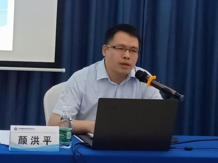 颜洪平.jpg