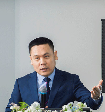 杜忠明.jpg