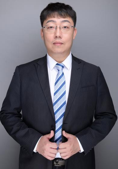 邸柱老师