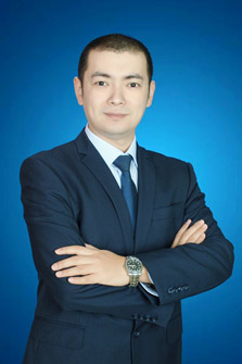 杨凯.jpg