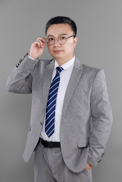 杨泰亮.jpg