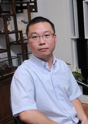 鲍乐东老师
